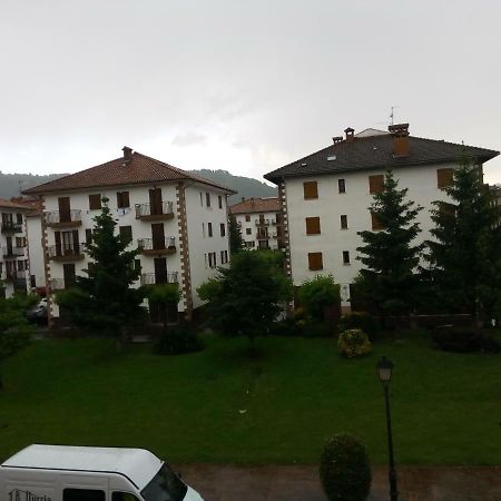 Leku-Eder Lägenhet Elizondo Exteriör bild